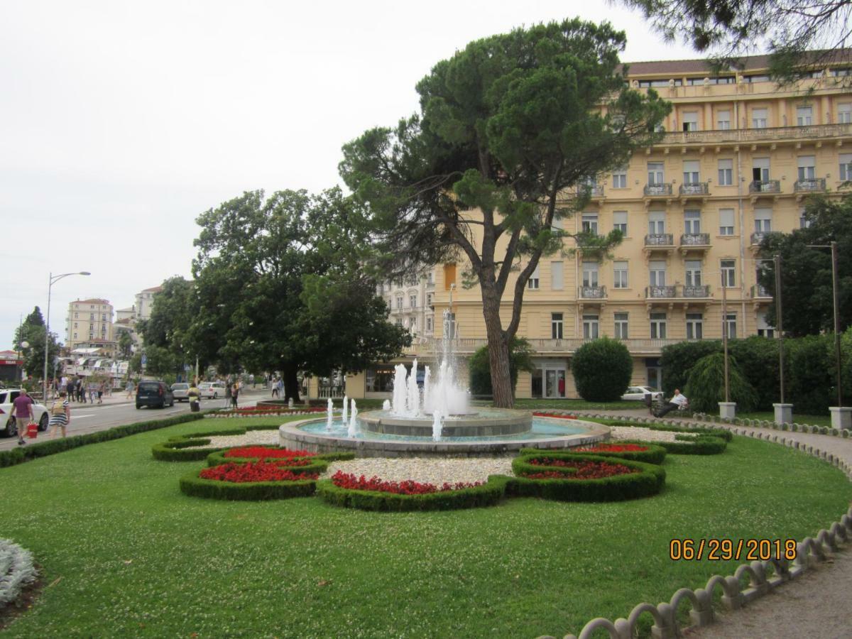 Ferienwohnung Apartman Paun Opatija Exterior foto